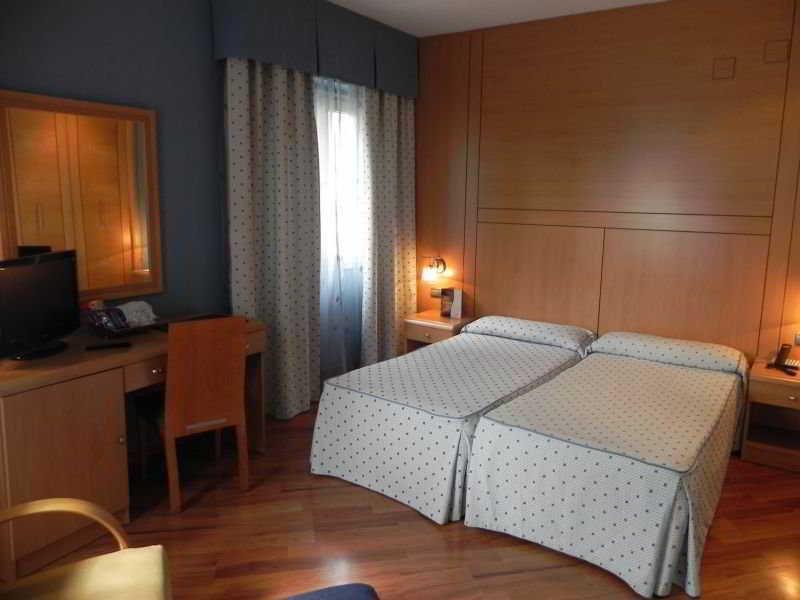 Reino De Granada Hotel Room photo